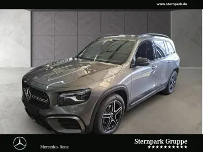 Gebraucht Mercedes GLB180 AMG 136 PS (100 kW) 2025 Lack mountaingrau SUV