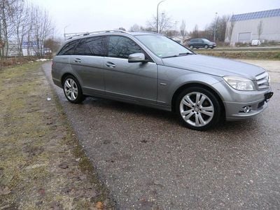 Gebraucht Mercedes C250 204 PS (150 kW) 2010 Grau Kombi