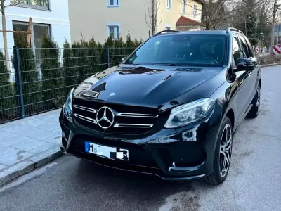 Gebraucht Mercedes GLE400 333 PS (244 kW) 2015 Schwarz SUV