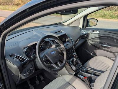 Gebraucht Ford C-MAX Titanium 125 PS (91 kW) 2016 Schwarz Van / Kleinbus