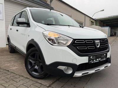 Gebraucht Dacia Lodgy Stepway 116 PS (85 kW) 2017 Weiß Van / Kleinbus