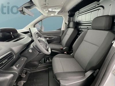 Neu Peugeot Partner 102 PS (75 kW) 2025 Weiß Van / Kleinbus