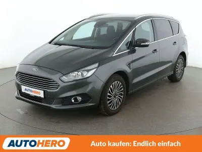 Gebraucht Ford S-MAX Titanium 165 PS (121 kW) 2018 Grau Van / Kleinbus