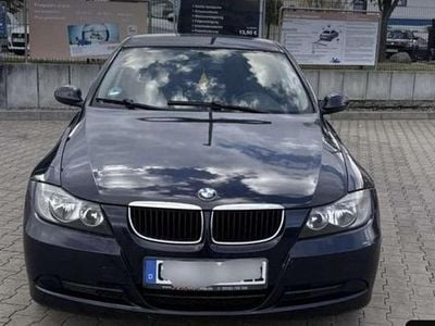 Gebraucht BMW 320 150 PS (110 kW) 2005 Blau Limousine