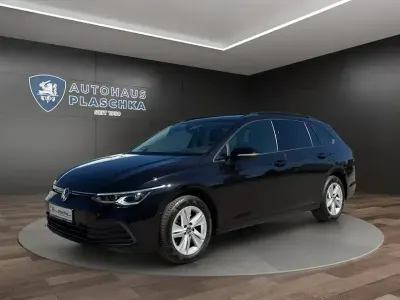 Gebraucht VW Golf VII Life 2021 Schwarz Kleinwagen