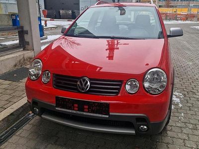 Rot Gebraucht 2005 VW Polo Cross Kleinwagen | 2.950 € (Teuer)