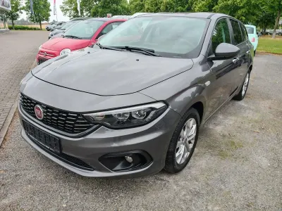 Gebraucht Fiat Tipo Easy 95 PS (69 kW) 2020 Grau Kombi
