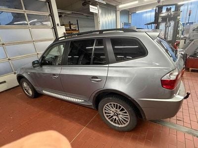 Gebraucht BMW X3 150 PS (110 kW) 2005 Silbergrau metallic SUV
