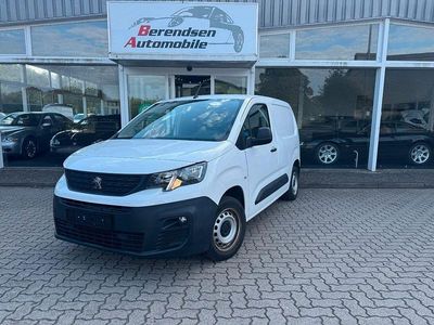 Gebraucht Peugeot Partner Premium 102 PS (75 kW) 2020 Weiß Van / Kleinbus