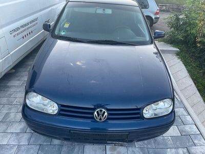 VW Golf IV