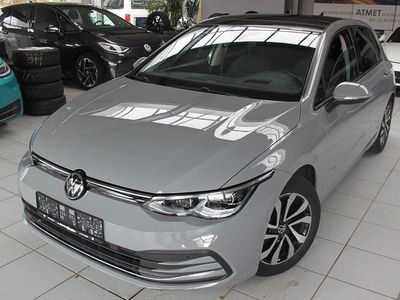 Gebraucht VW Golf VIII Active 150 PS (110 kW) 2022 Grau Limousine