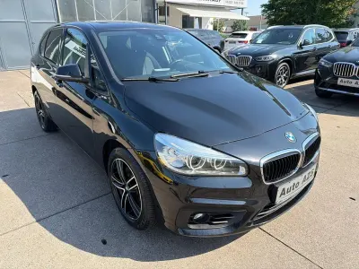 Gebraucht BMW 220 Sport Line 190 PS (139 kW) 2015 Schwarz Kombi