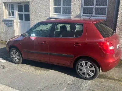 Gebraucht Skoda Fabia Cool Edition 60 PS (44 kW) 2008 Rot Limousine