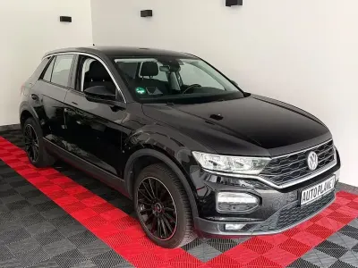 Gebraucht VW T-Roc Basis 116 PS (85 kW) 2020 Schwarz SUV