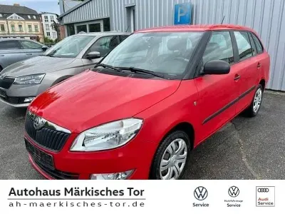Gebraucht Skoda Fabia Cool Edition 69 PS (50 kW) 2013 Rot Kombi