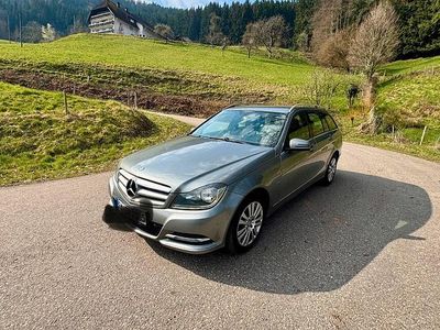 Gebraucht Mercedes C220 170 PS (125 kW) 2011 Andere farben Kombi