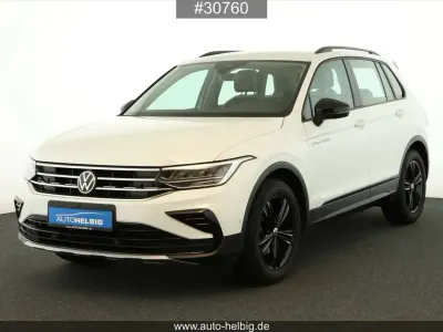 Gebraucht VW Tiguan Sport 131 PS (96 kW) 2022 Weiß SUV