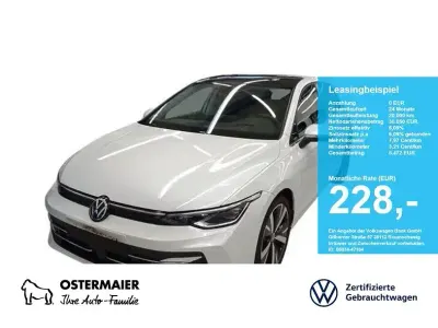 Gebraucht VW Golf VIII Style 150 PS (110 kW) 2024 Weiß Limousine
