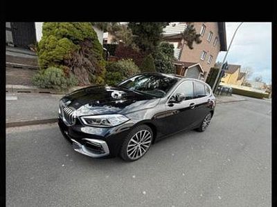 Gebraucht BMW 118 Luxury Line 140 PS (102 kW) 2019 Schwarz Kleinwagen