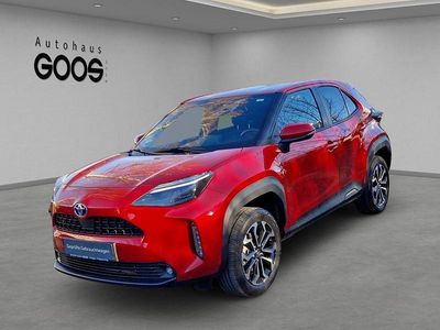 Gebraucht Toyota Yaris Cross Team 116 PS (85 kW) 2023 Emotional red 2 SUV