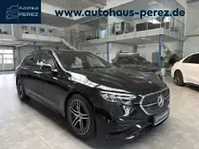 Gebraucht Mercedes E200 AMG 204 PS (150 kW) 2025 Schwarz Kombi