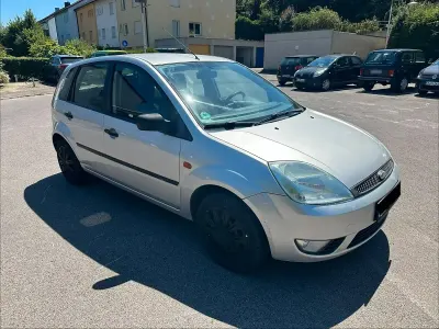 Gebraucht Ford Fiesta 80 PS (58 kW) 2005 Silber Kleinwagen