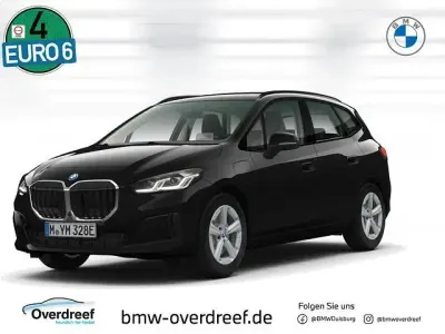 Gebraucht BMW 230e Active Tourer 326 PS (239 kW) 2025 Schwarz Van / Kleinbus