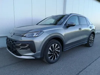 Ny VW T-Roc Life 190 HK (139 kW) 2026 Grå SUV