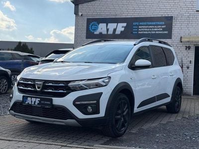 Gebraucht Dacia Jogger Comfort 101 PS (74 kW) 2022 Weiß Van / Kleinbus