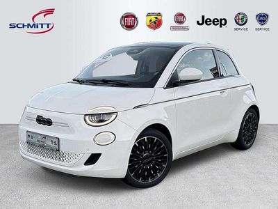 Gebraucht Fiat 500e La Prima 86 kW (118 PS) 2023 Arktis weiß Kleinwagen