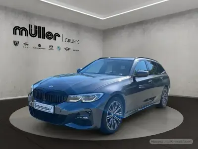 Gebraucht BMW 330 M Sport 286 PS (210 kW) 2021 Mineralgrau Kombi