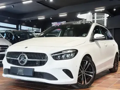 Gebraucht Mercedes B180 Advanced 150 PS (110 kW) 2025 Weiß Kleinwagen