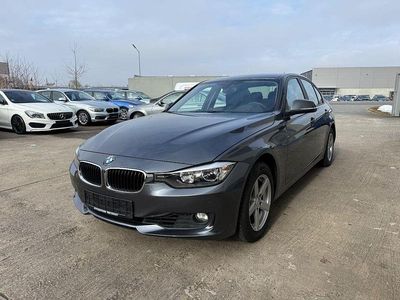 Gebraucht BMW 320 184 PS (135 kW) 2015 Grau Limousine