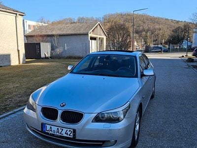 Gebraucht BMW 520 177 PS (130 kW) 2008 Silber Limousine