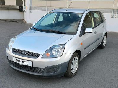 Gebraucht Ford Fiesta 70 PS (51 kW) 2006 Silber Kleinwagen