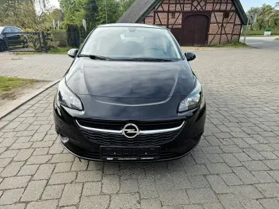 Używany Opel Corsa 69 KM (50 kW) 2018 Czarny Hatchback