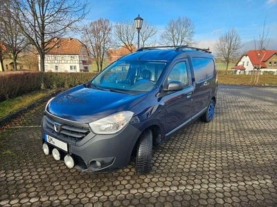 Blau Gebraucht 2014 Dacia Dokker Ambiance Van / Kleinbus | 3.500 €