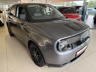 Honda e