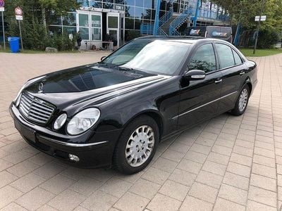 Mercedes E240