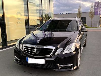 gebraucht Mercedes E250 AMG, Harman Kardon, Leder, AHK, GSD