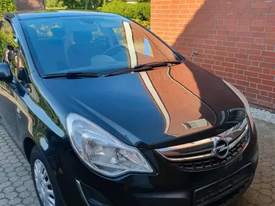 Gebraucht Opel Corsa 101 PS (74 kW) 2013 Schwarz Kleinwagen