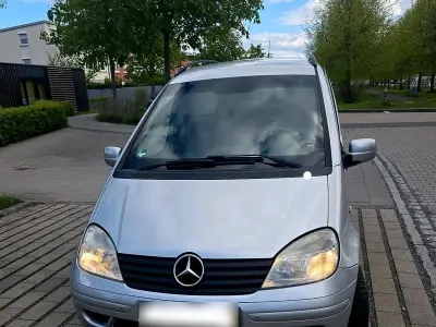 Gebraucht Mercedes Vaneo 90 PS (66 kW) 2005 Silber Van / Kleinbus