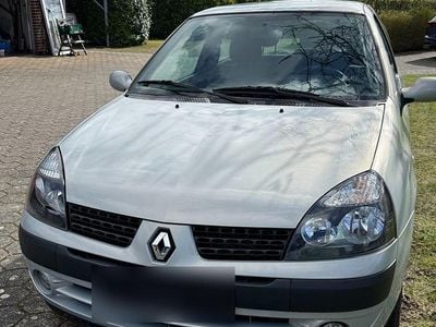 Gebraucht Renault Clio II 75 PS (55 kW) 2003 Blau Kleinwagen