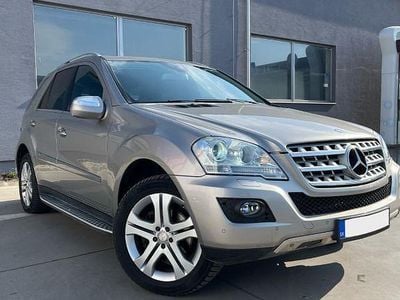 Usata Mercedes ML320 224 CV (164 kW) 2008 Argento SUV