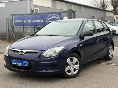 Gebraucht Hyundai i30 Edition+ 109 PS (80 kW) 2010 Blau Limousine