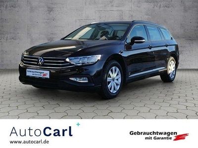 Deep black perleffekt Gebraucht 2023 VW Passat Kombi | 25.380 € (Fairer Preis)