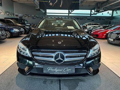 Gebraucht Mercedes C200 Avantgarde 184 PS (135 kW) 2019 Schwarz Limousine