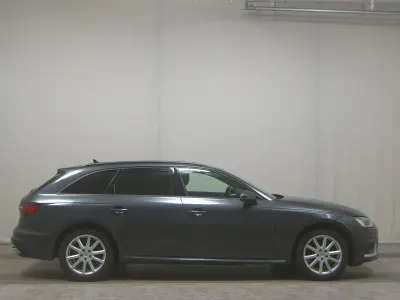 Second-hand Audi A4 Advanced 204 CP (150 kW) 2022 Gri Break