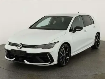 Gebraucht VW Golf VIII R 333 PS (244 kW) 2025 Weiß