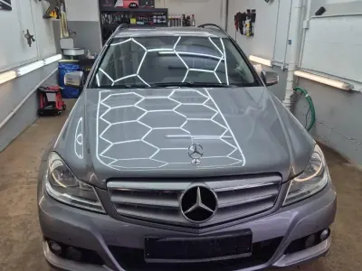Gebraucht Mercedes C200 136 PS (100 kW) 2012 Grau Kombi